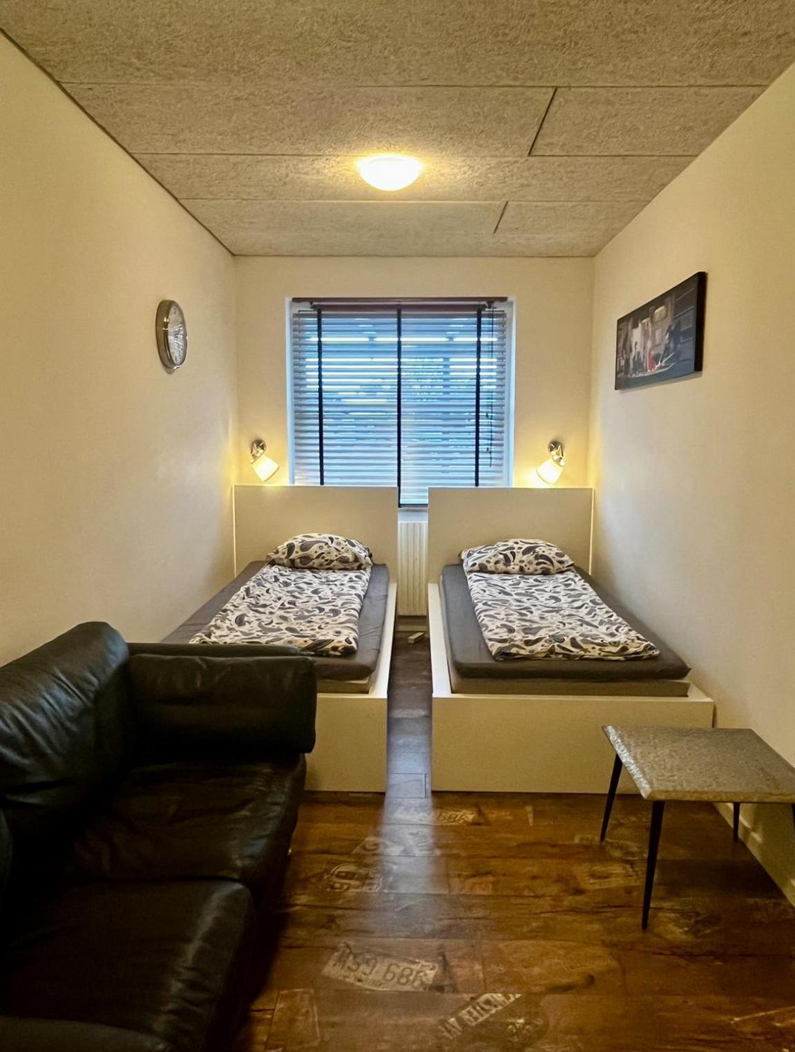Barneys Rooms Hundige Екстериор снимка